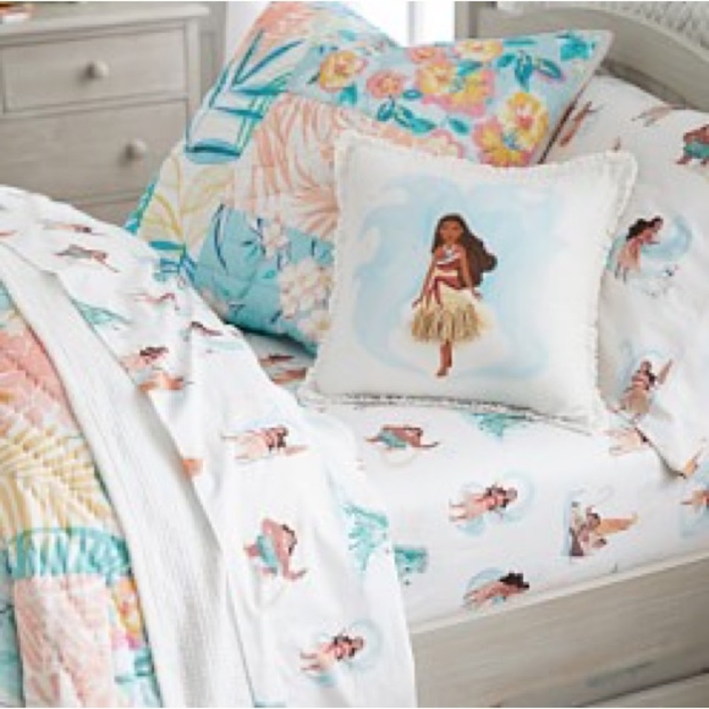 Pottery Barn Kids Moana Sheet Set-Twin